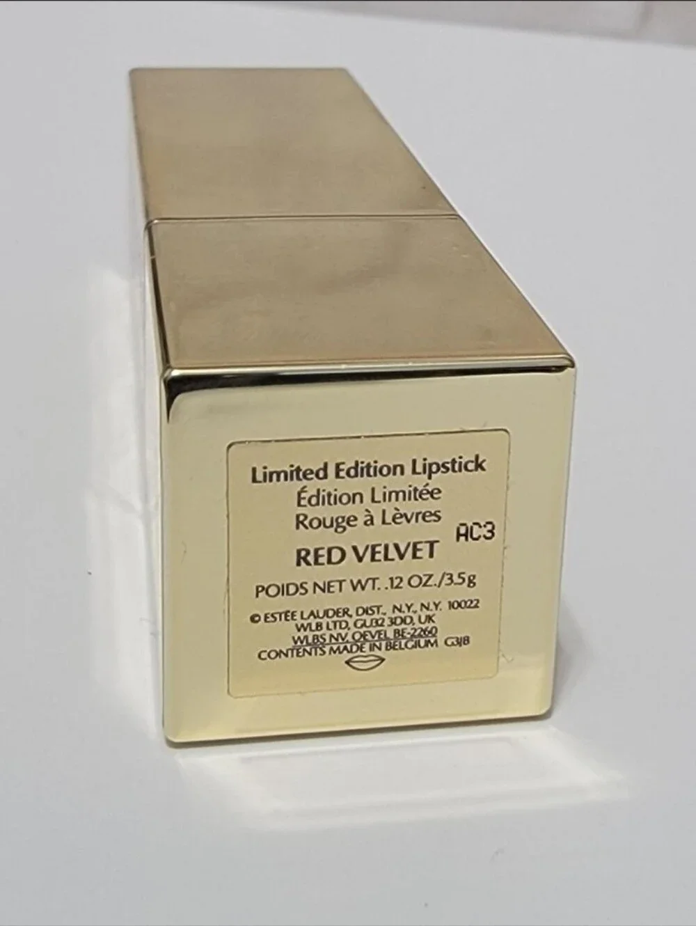 Estee Lauder Limited Edition Luxury Embossed Lipstick - Red Velvet